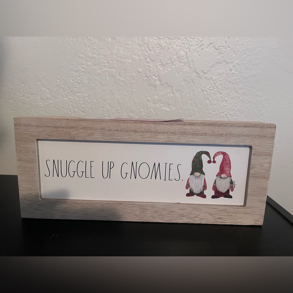 Rae Dunn Snuggle Up Gnomies Sign - Green and Pink